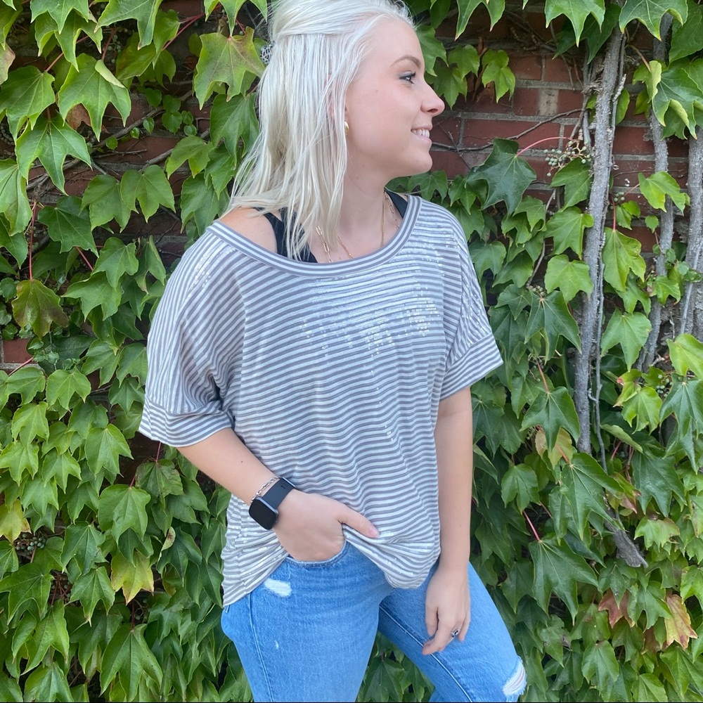 Fossil Sequin Basic Top - image 5